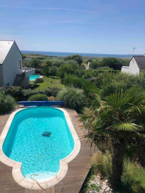 Maison spacieuse avec piscine